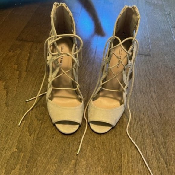 BEIGE HIGH HEEL SHOES US SIZE 7 / EU SIZE 37.5 - Picture 2 of 4